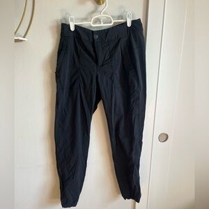 Athleta Sporty Joggers Black Size 6